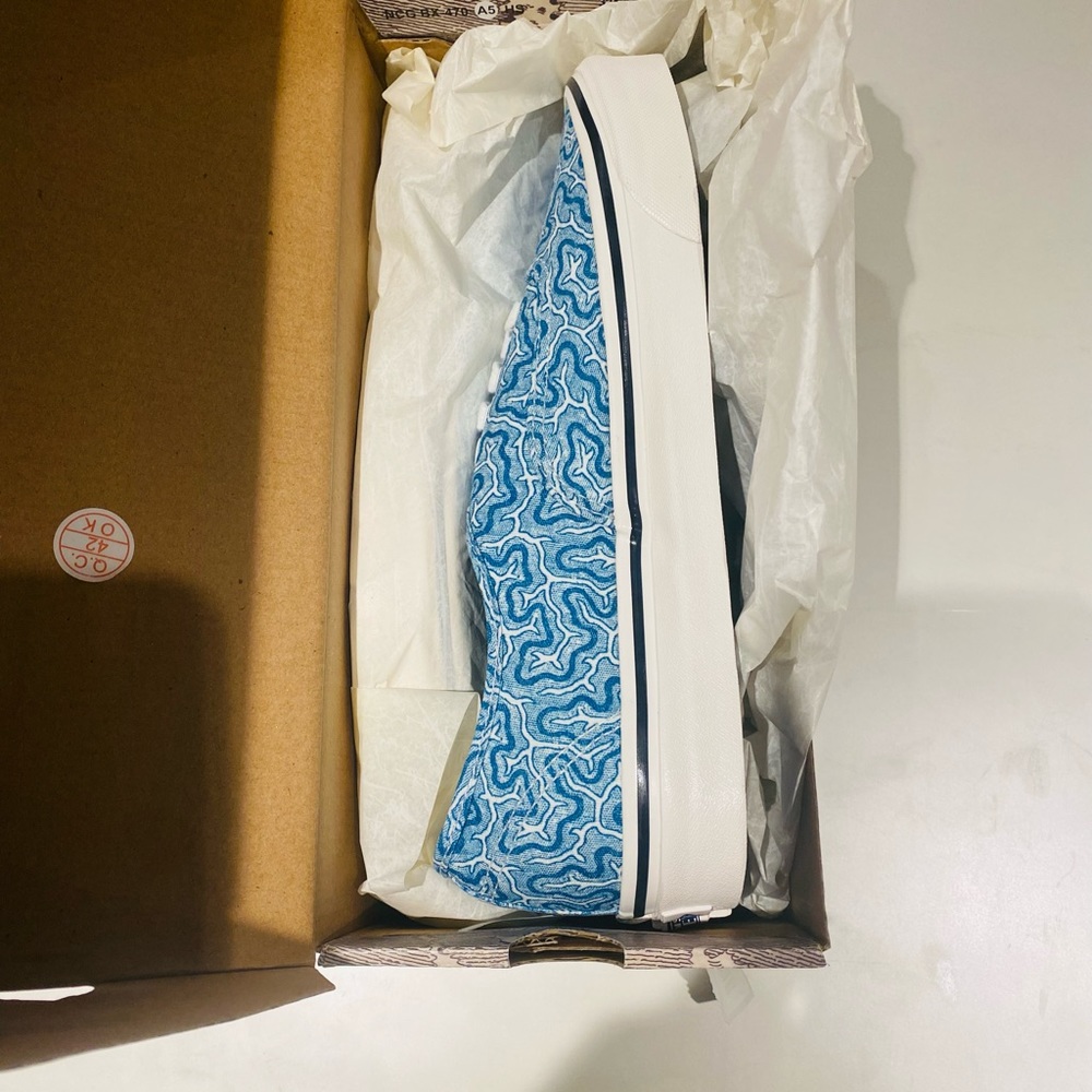 Todd Snyder X  John Derain X van Authentic coral sneaker